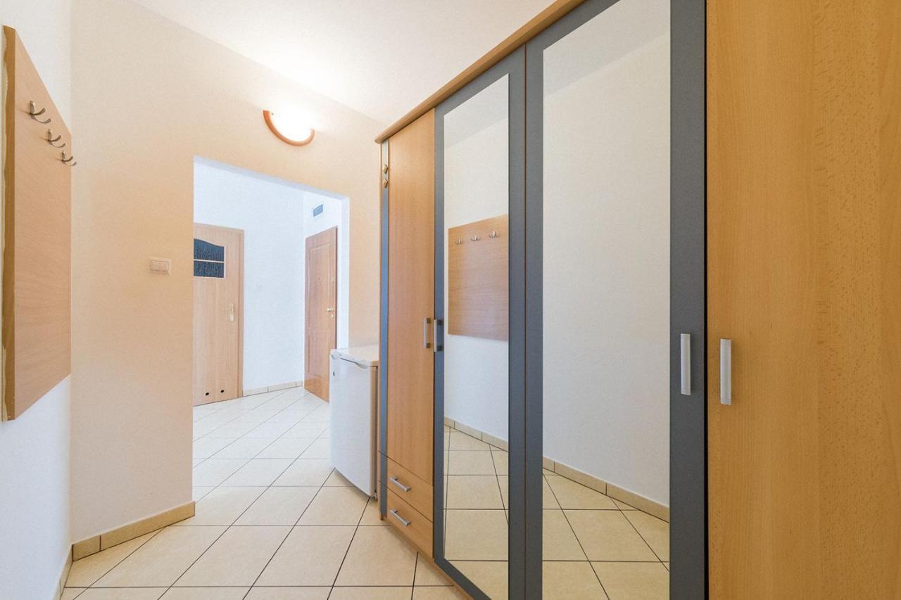 Apartament Dana Piekna Plaza Wydmy Las Ustka Bagian luar foto