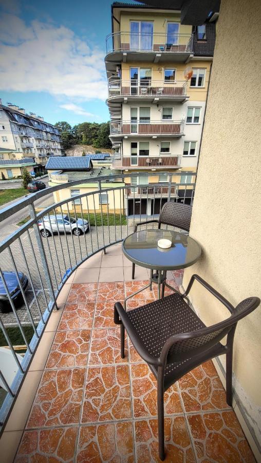 Apartament Dana Piekna Plaza Wydmy Las Ustka Bagian luar foto